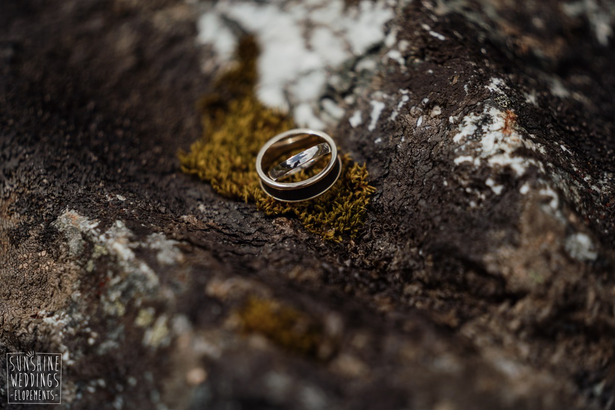 wedding ring photography