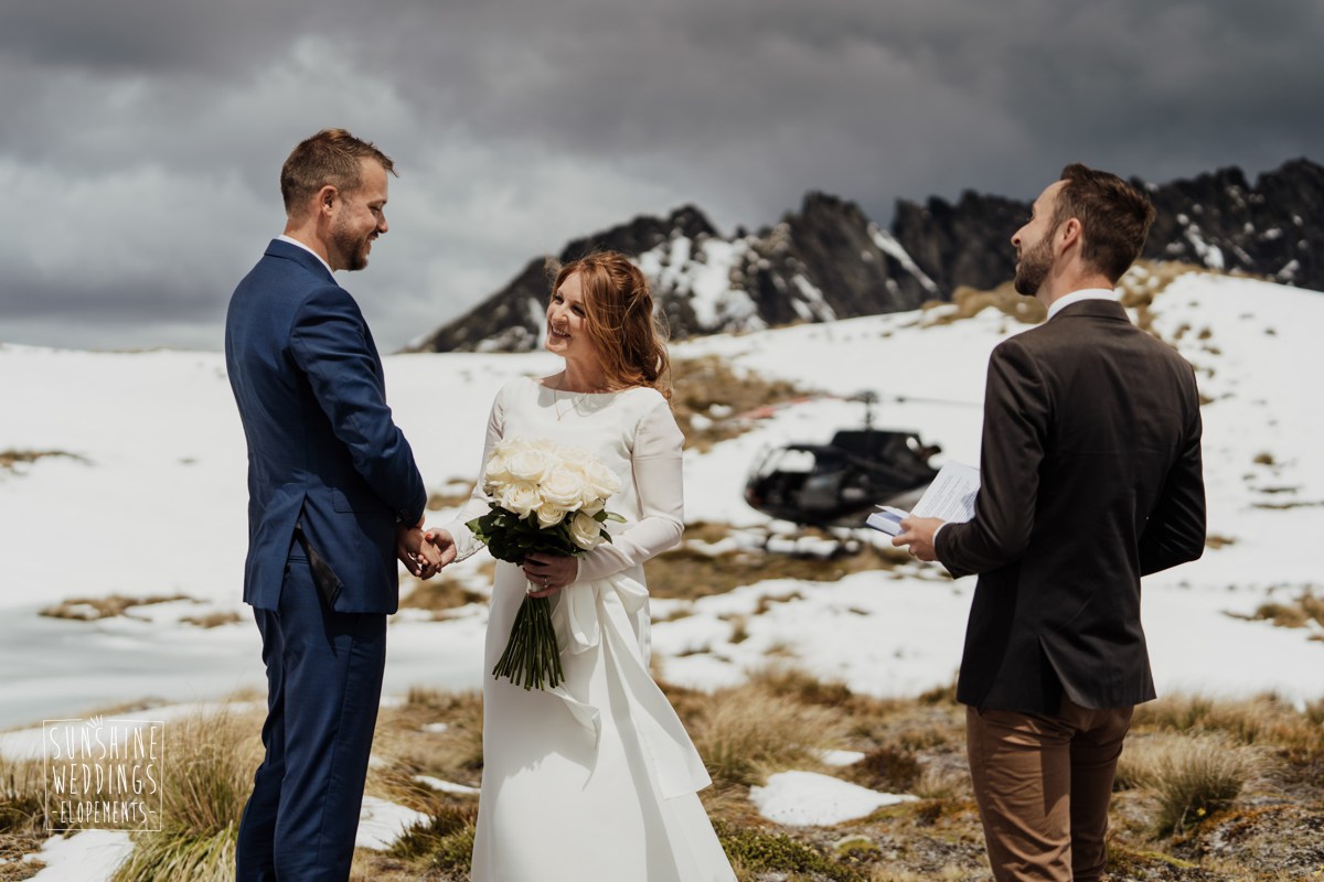 Queenstown lake isobel wedding