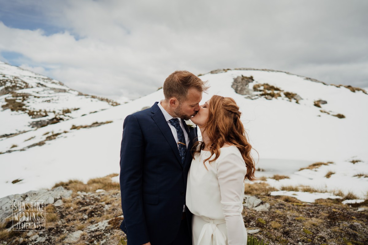 elopement wedding lake isobel nz