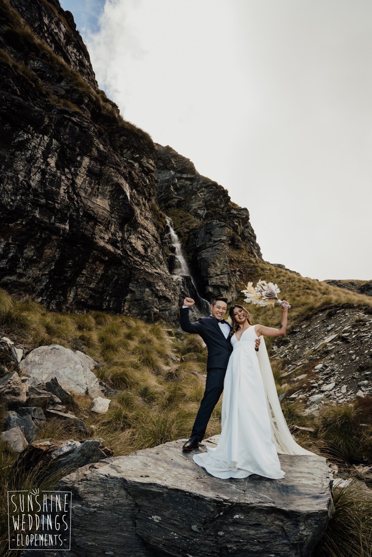gride and groom elopement garden spur