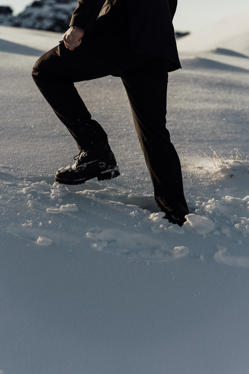 Kate + Philip / Garden Spurs / Snow Wedding - Queenstown Elopements and  Mountain Weddings