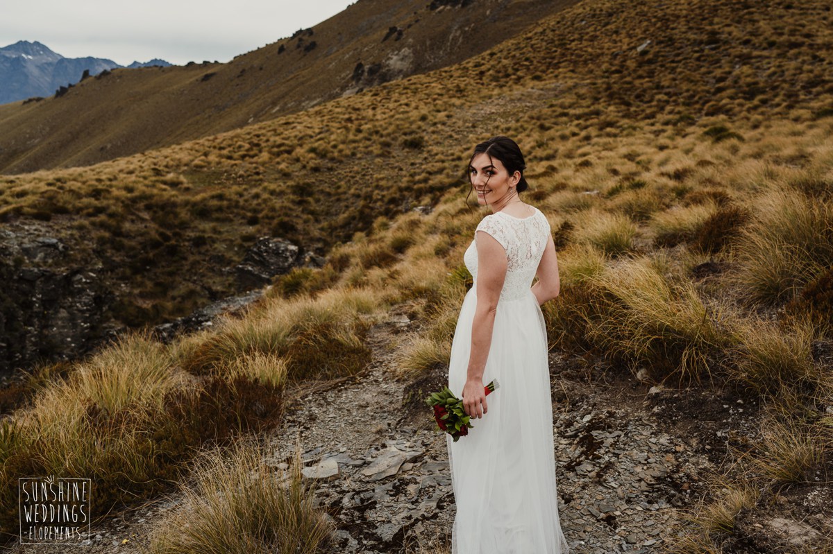 bride cecil peak photos