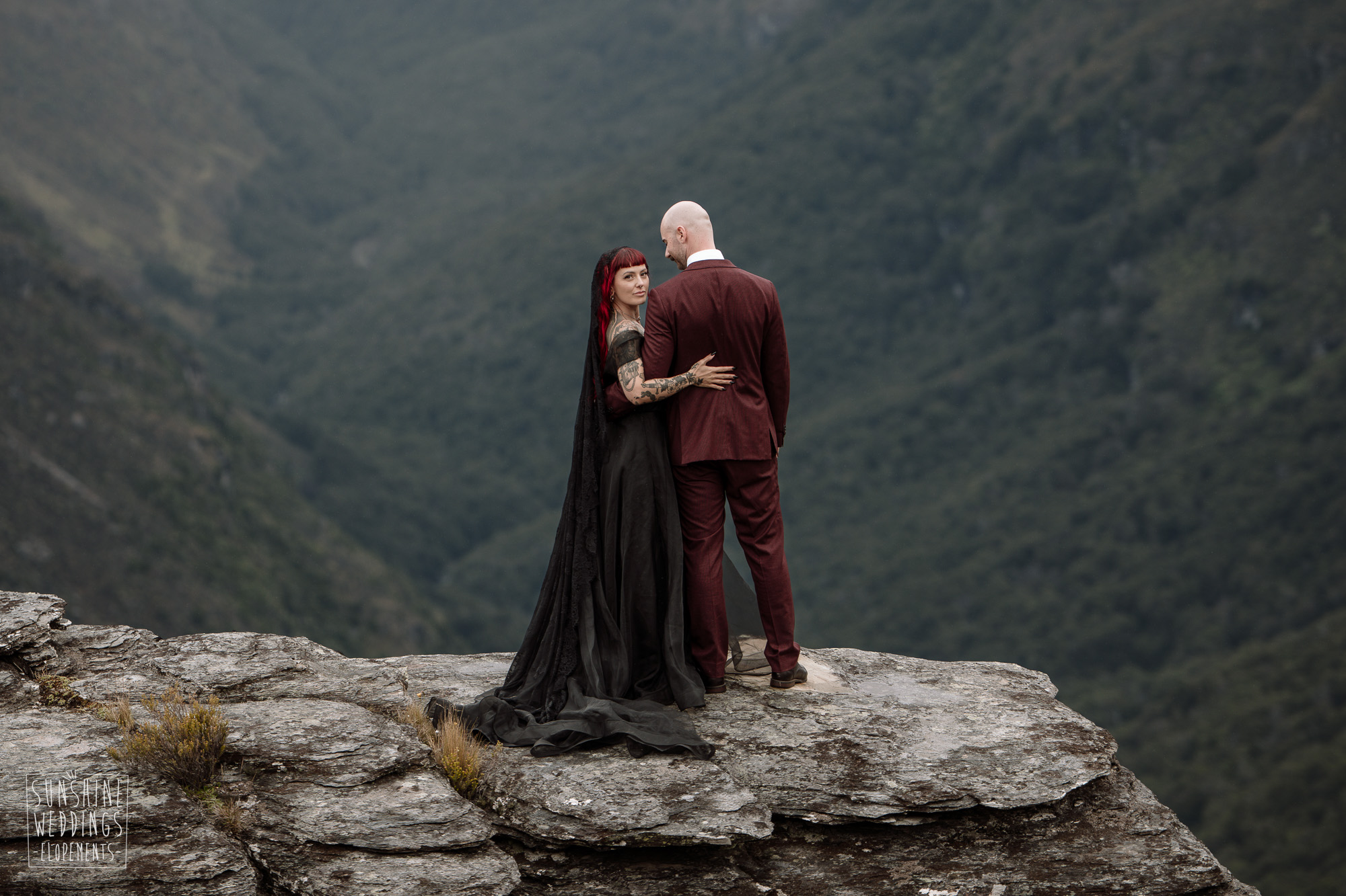 romance at Round Hill Queenstown Elopement
